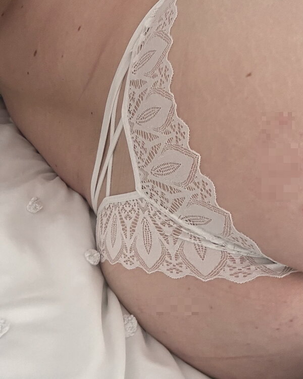 Braguitas semi transparentes