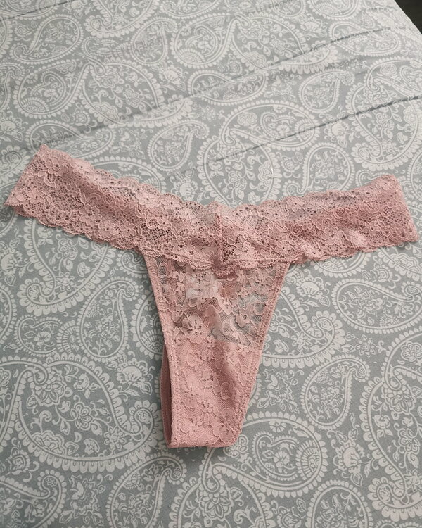 Tanga rosa