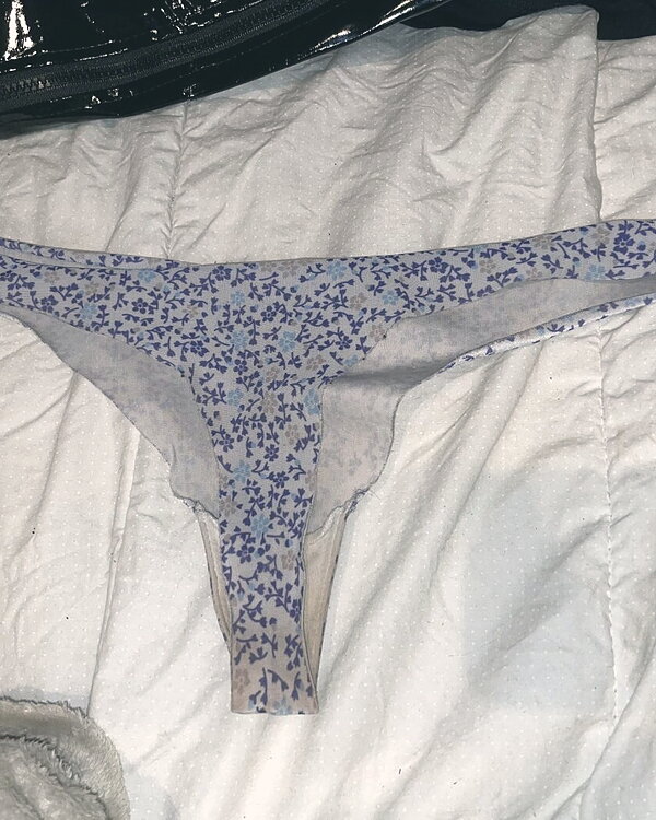 Cure thong
