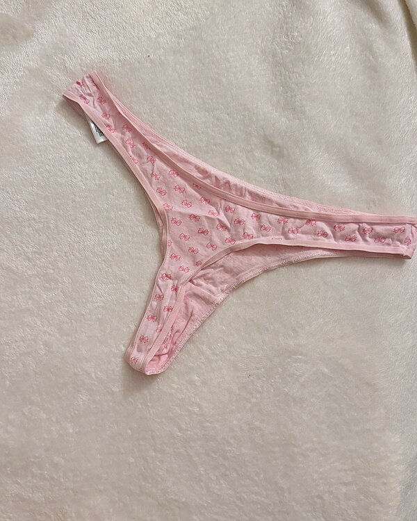 Nuevo tanga sin uso esperandote💗🎀🎁