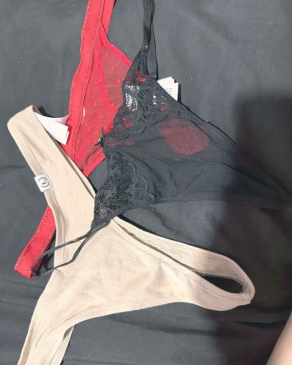 Pack / Lote de tangas de encaje (Rojo, Negro & Nude) ❤️🖤