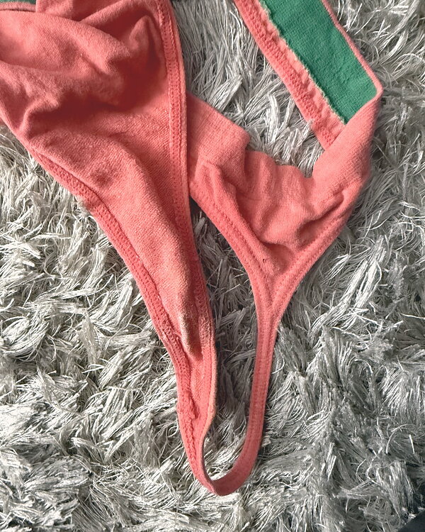Tanga naranja