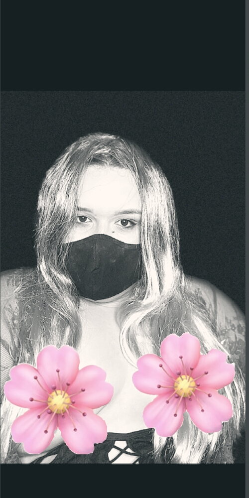 Moni_Love