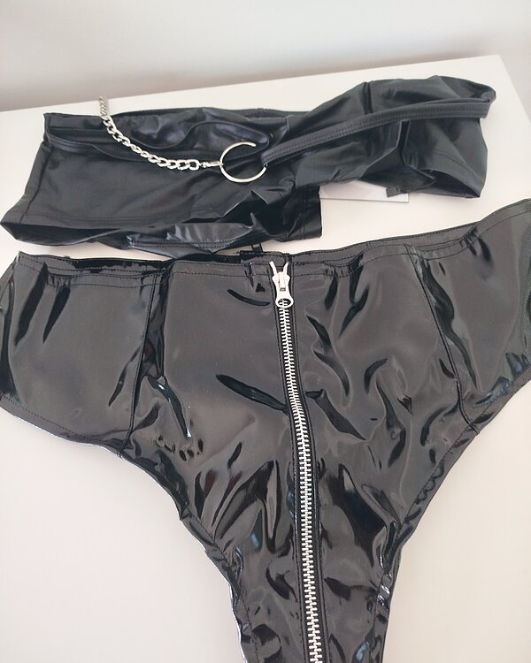 Braguitas de latex