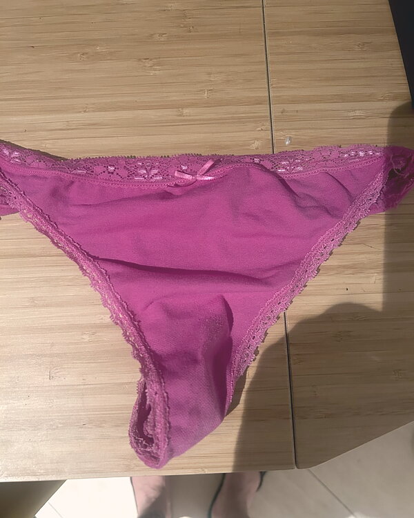 Tanga fucsia