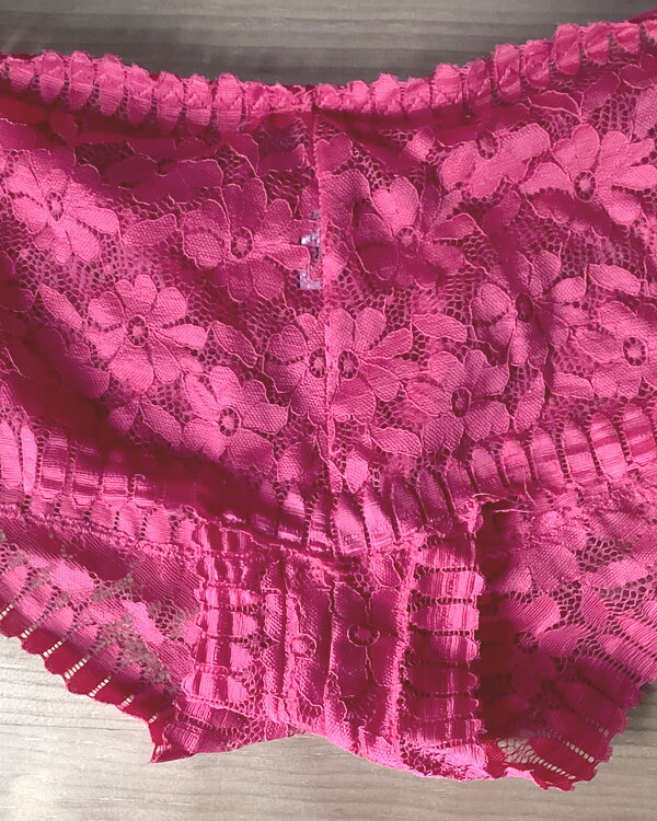 Vendo mis braguitas
